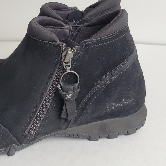 Skechers Leather Suede‎ Ankle Boots. - Picture 4 of 14